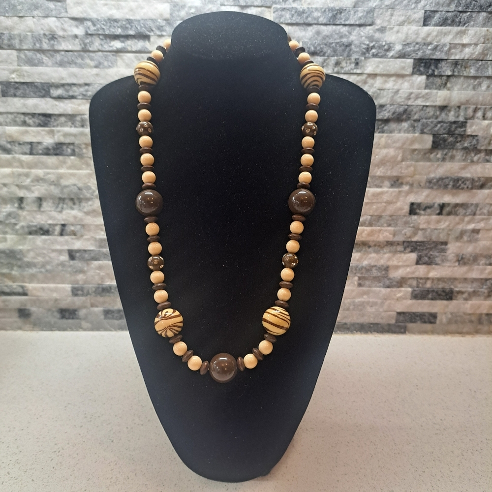 Elegant Brown & Cream Beaded Necklace – 12" Statement Jewelry Classic
